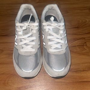 New Balance 990 Grey